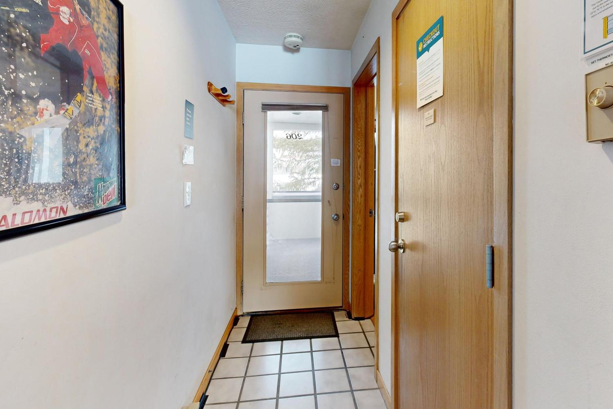 East Bay 6 Apartment ดิลลอน ภายนอก รูปภาพ